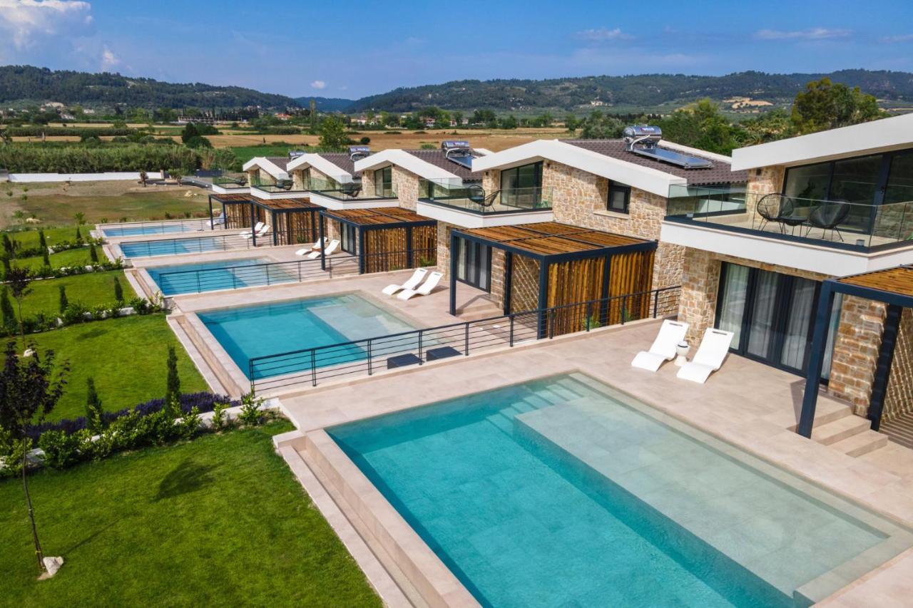 Five Senses Of Luxury Villa Kalandra Exterior photo
